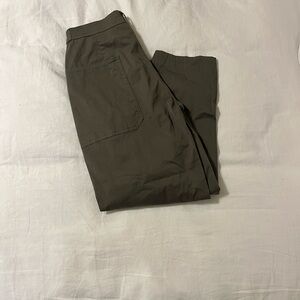 Everlane Utility Barrel Pant in cotton